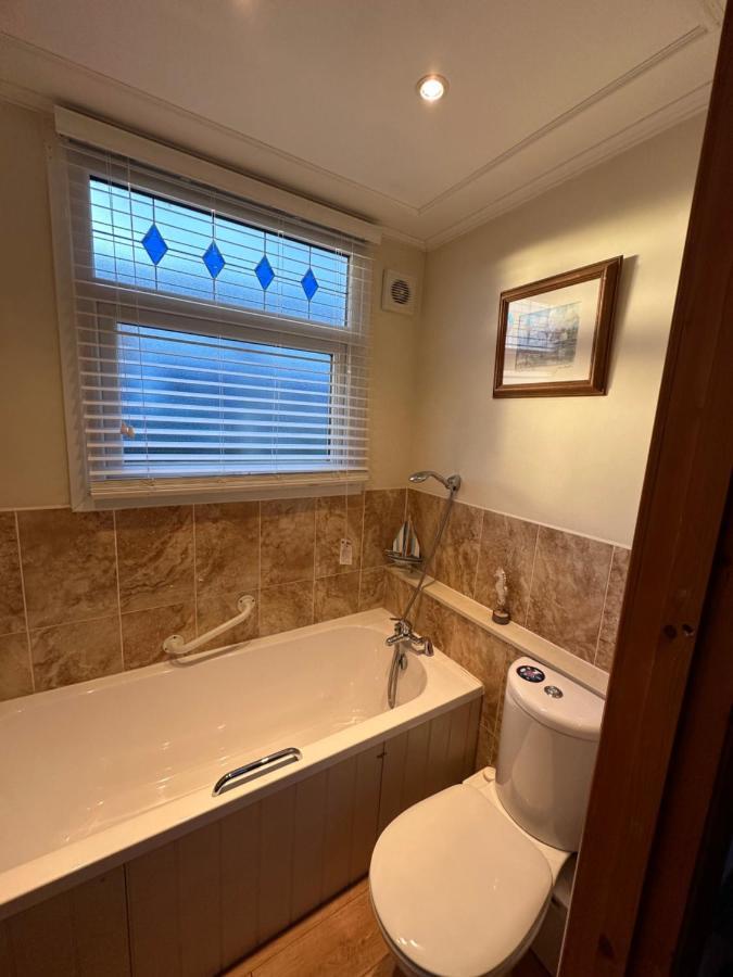 Toosey Lass - St Osyth Creek Saint Osyth 외부 사진